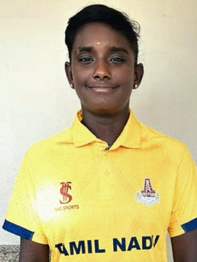 Who Is G Kamalini– Teenage Wicketkeeper Joining MI For Rs 1.6 Cr?