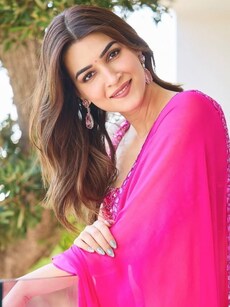 Kriti Sanon shines in shaadi looks: In red, pink, ivory and more