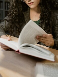 10 Effective Tips to Memorize Textbook Chapters Faster