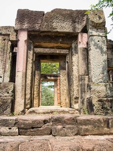 9 Oldest-Known Archaeological Sites You Must Explore