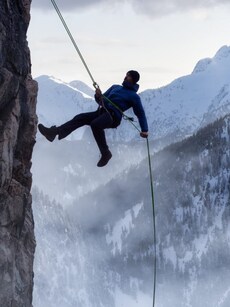 9 Thrilling Snow Adventures to Experience Before Winter Ends