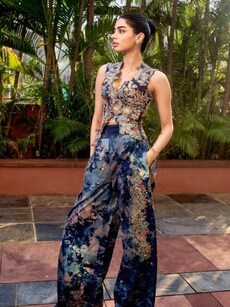 Khushi Kapoor&rsquo;s most fashionable outings for Loveyapa