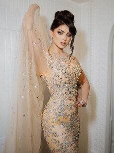 10 Times Urvashi Rautela slayed in shimmery outfits
