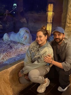 Sonakshi Sinha and Zaheer Iqbal&rsquo;s dreamy Australia vacation pics