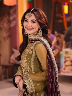 Hania Amir:  Best Pakistani Dramas to watch starring the actress