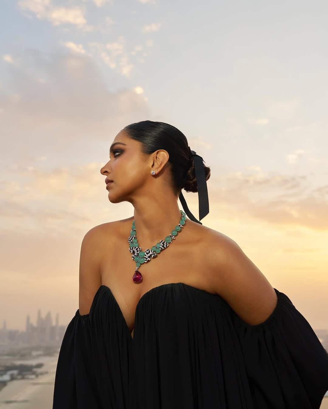 5 Times Deepika Padukone Looked Jaw-dropping Gorgeous In Black Dresses