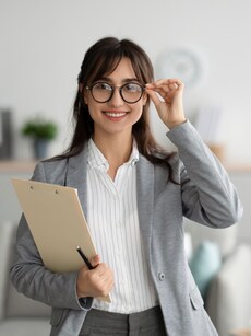 5 Zodiac Signs Who Are Masters at Reading People