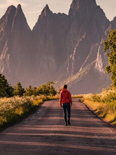 9 Post-Breakup Getaways for a Fresh Start This Valentine’s Day