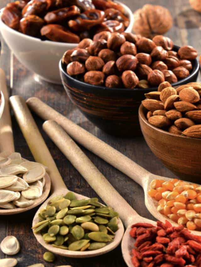 6 Travel-Friendly Superfoods You Must Know
