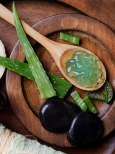 Get glowing skin with 5 easy aloe vera-based face mask recipes