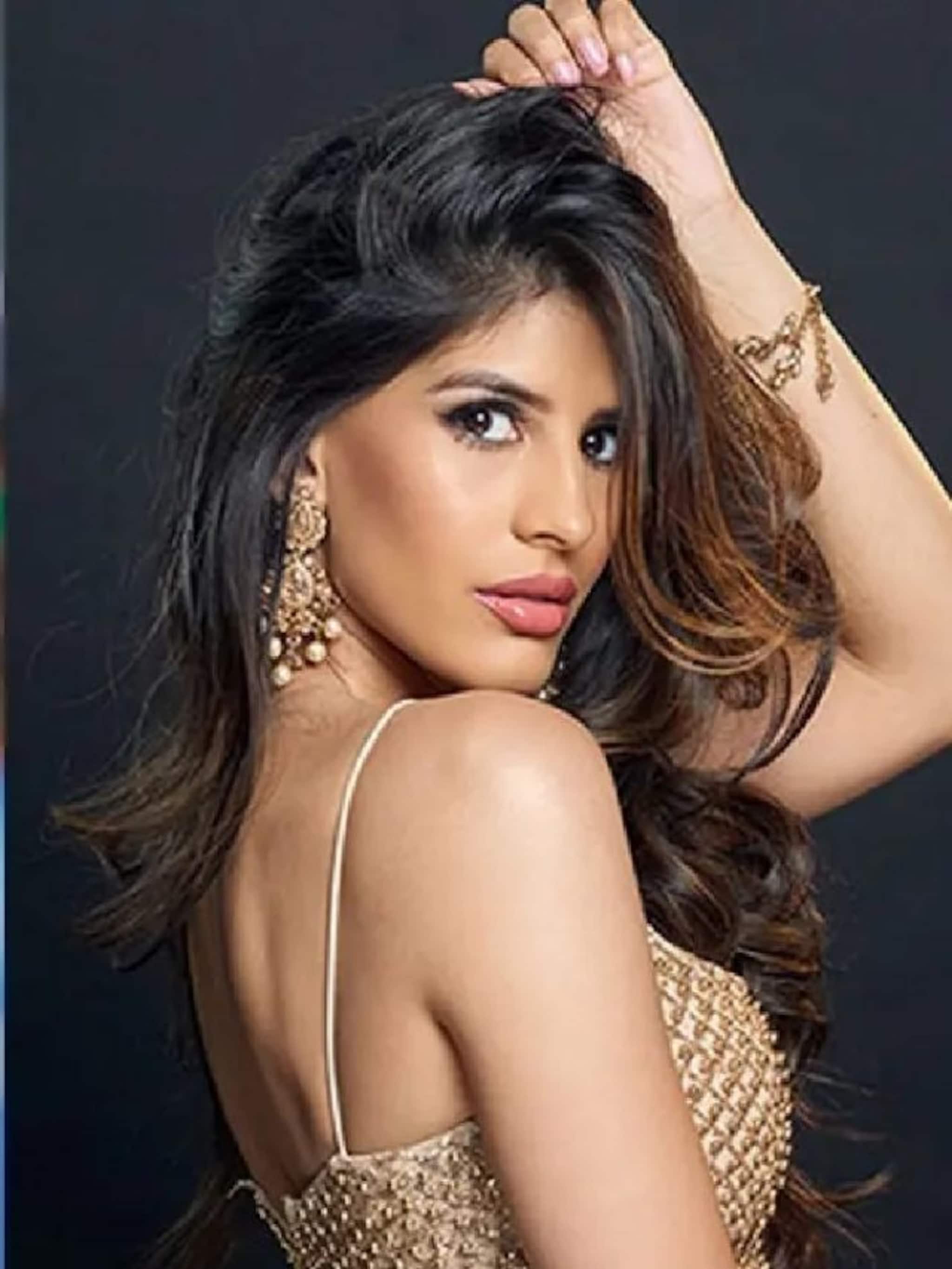 হার্দিক পান্ডিয়ার নতুন বান্ধবী! কে এই জসমিন?