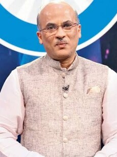 Happy Birthday Sooraj Barjatya: A look at his top films