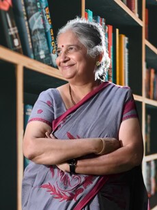 10 Sudha Murthy Quotes for Your Daily Motivation