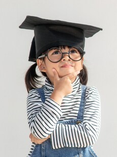 10 Signs to Tell If Your Child Is a Born Genius