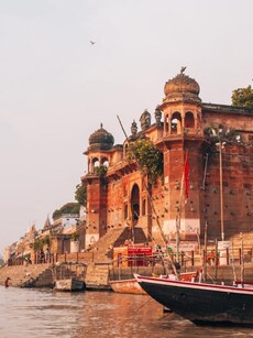 10 Sacred Spiritual Retreats Along the River Ganga in India