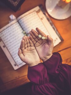 10 Essential Tips for Traveling in Muslim Countries During Ramadan