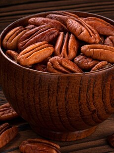 Weight loss superfood: 10 health benefits of pecan nuts