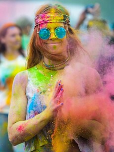 Holi 2025: 10 dos and don’ts for protection against toxic colours