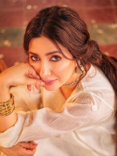 Mahira Khan&rsquo;s 10 best salwar kameez looks for Eid 2025