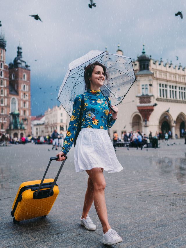 top-10-safest-countries-for-solo-female-travellers