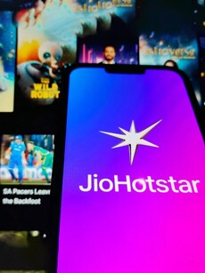 5 Reliance Jio plans with free JioHotstar subscription