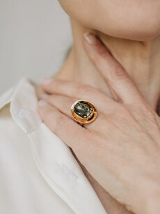 5 Best Gemstones for Financial Growth