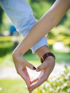 Love tips: 9 things couples do to keep their partners happy