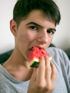 10 expert tips to avoid adulterated, chemical-laced watermelons