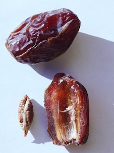 10 health benefits of dates: One date a day keeps the doctor away