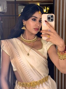 Janhvi Kapoor looks stunning in desi sarees in these 10 pictures