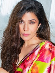 Nimrat Kaur shows how to ace saree looks in 10 stunning pictures