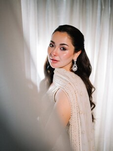 Hania Aamir’s breathtaking ethnic outfits