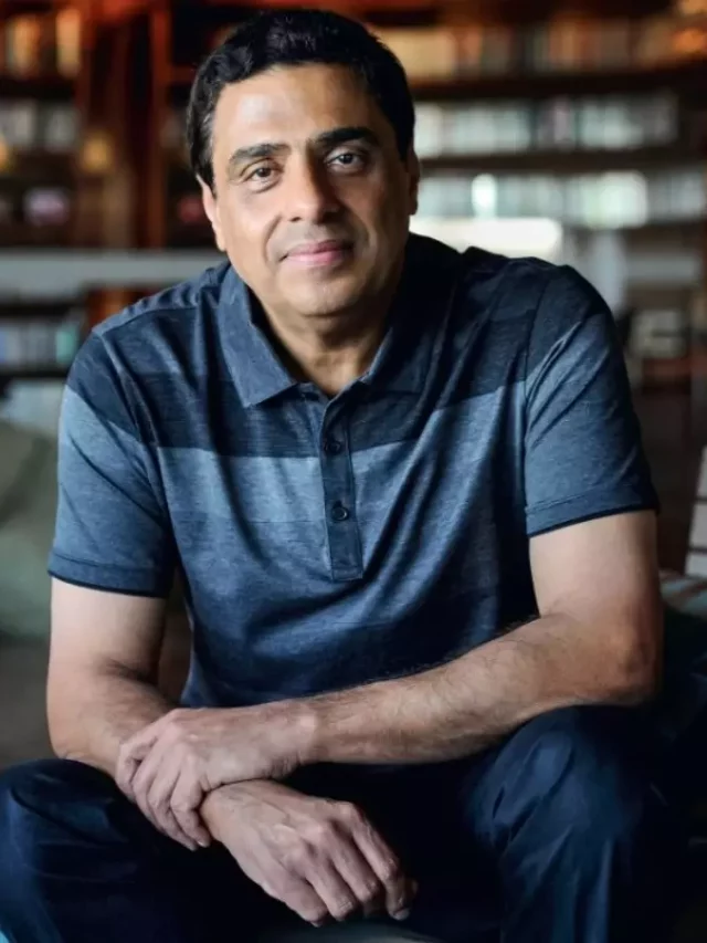 Ronnie Screwvala BEATS SRK, Salman Khan, Aamir Khan to become Bollywood’s first billion-dollar mogul