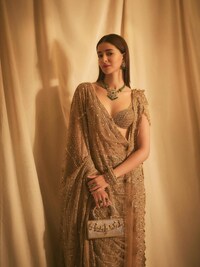 5 Stunning Ananya Panday Inspired Blouse Designs 5 Stunning Ananya Panday Inspired Blouse Designs