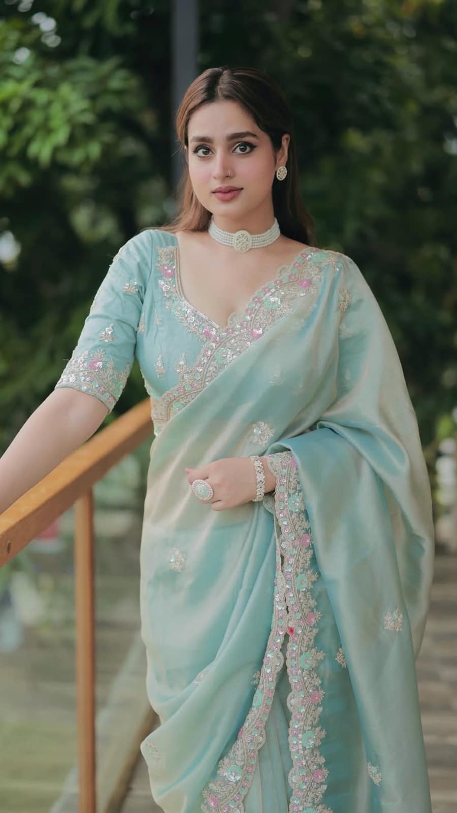 ayesha khan dress designer Ayesha Khan nails desi chic in suits & sarees