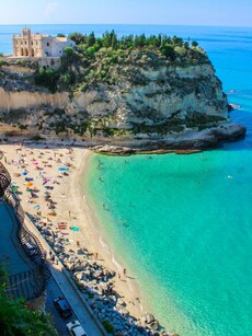 10 Countries with the Most Pristine Beaches to Visit This Summer