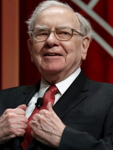 Stock or Real Estate: Here’s What Warren Buffett Says About Investing in Both