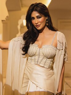 Chitrangda Singh stuns in a jaw-dropping ivory skirt set