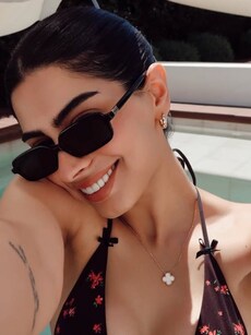 Khushi Kapoor drops bikini pics from vacay with Orry