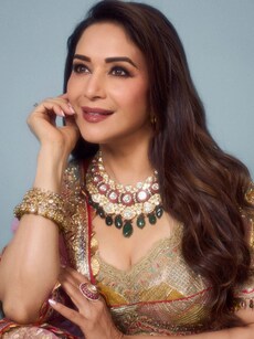 8 most unforgettable performances of Madhuri Dixit