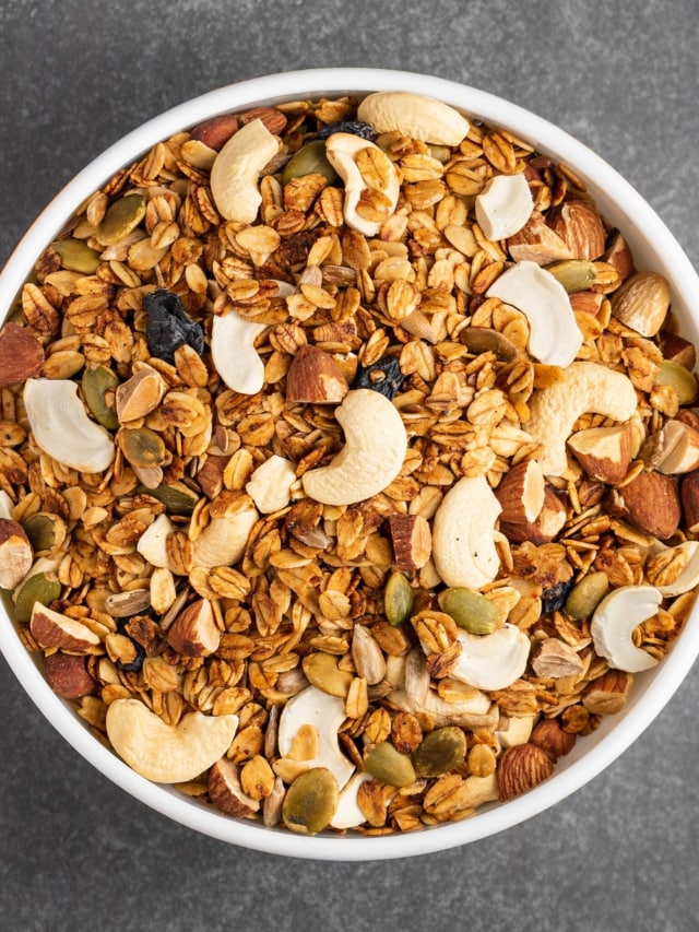 Easy Tips To Make Healthy Trail Mix At Home