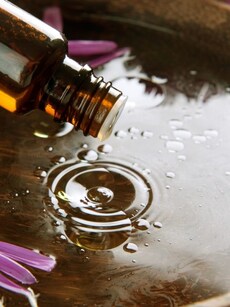 10 powerful health benefits of oiling your body, hair and neck