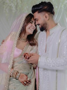 Hina Khan’s Dreamy Bridal Saree Decoded