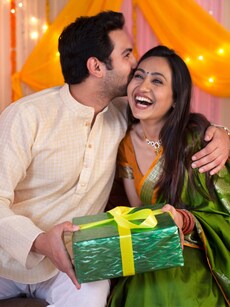 Hariyali Teej 2025 Sindhara Gift List: What to Include in the Festive Hamper