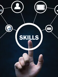 10 Human Skills AI Could Never Replace at Work