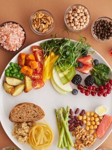 10 Memory-Boosting Superfoods No Student Should Skip