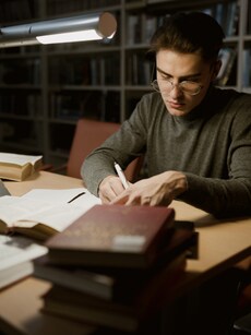 7 Genius Study Hacks Toppers Use But Rarely Talk About