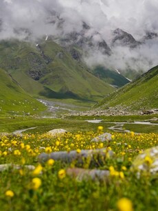 8 Stunning Himalayan Treks Best Enjoyed During the Indian Monsoon