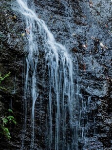 7 Waterfalls in Himachal Pradesh That Will Leave You Spellbound