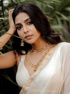 Aishwarya Lekshmi&rsquo;s 10 most breathtaking saree looks